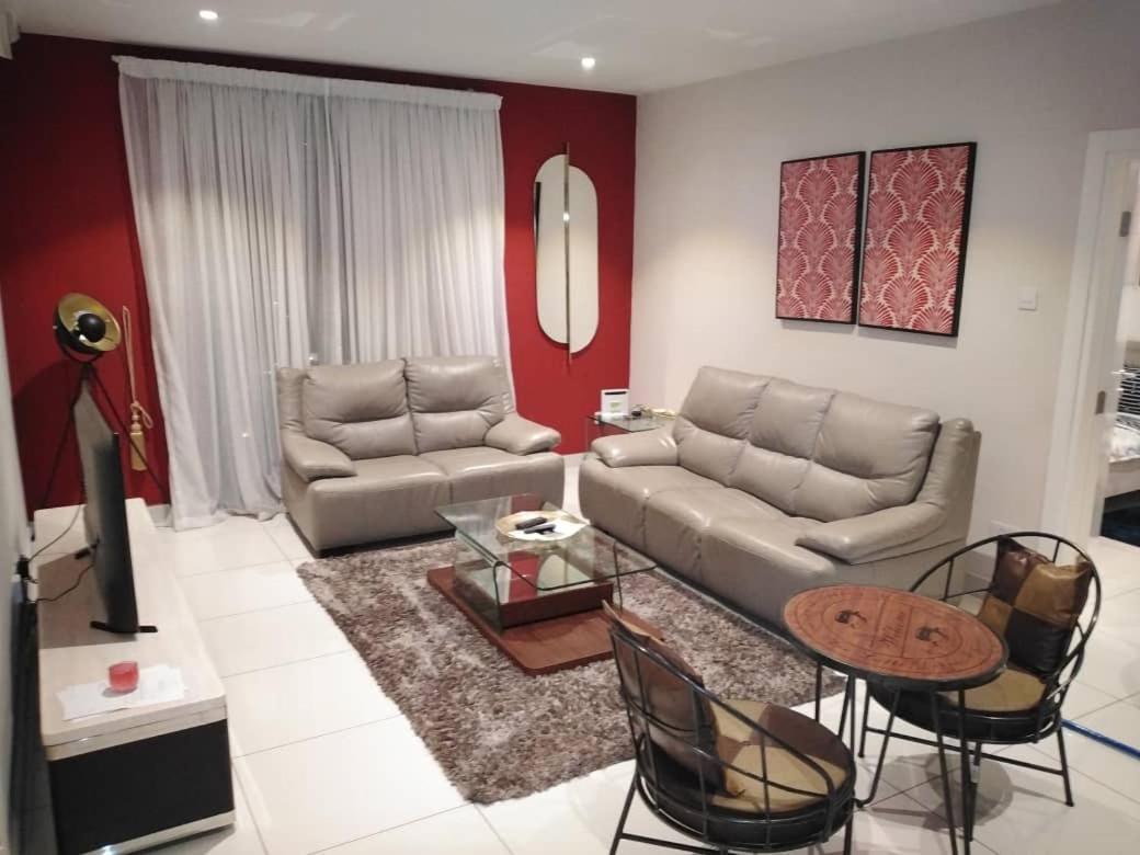 Embassy Gardens Luxury Suites Cpg Аккра Екстер'єр фото
